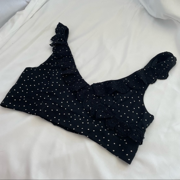 American Eagle L Crop Top Black White Polka Dot Eyelet Scalloped Ruffle V-Neck - Picture 2 of 9